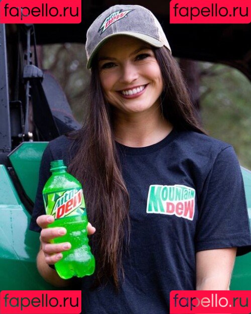 Hannah Barron Onlyfans Photo Gallery 