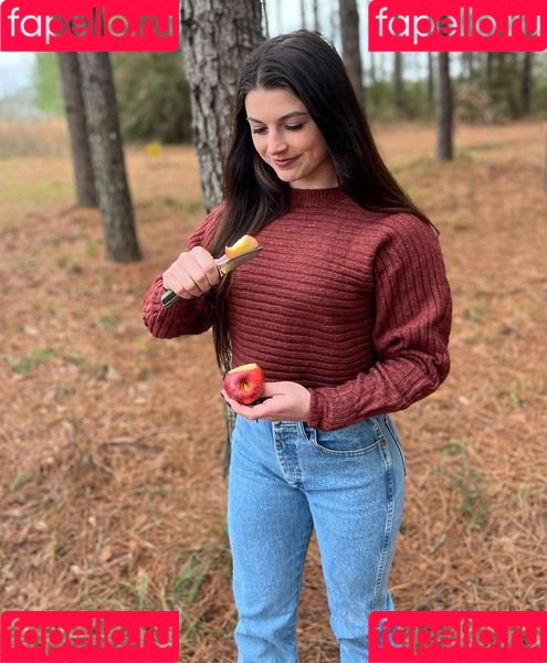 Hannah Barron Onlyfans Photo Gallery 