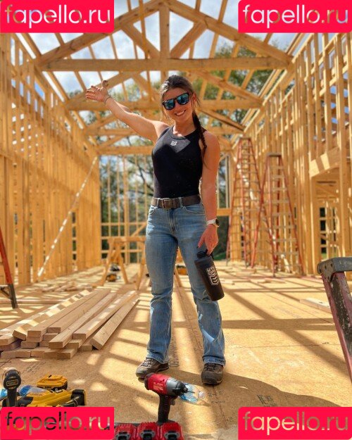 Hannah Barron Onlyfans Photo Gallery 