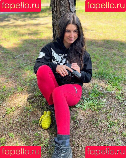 Hannah Barron Onlyfans Photo Gallery 