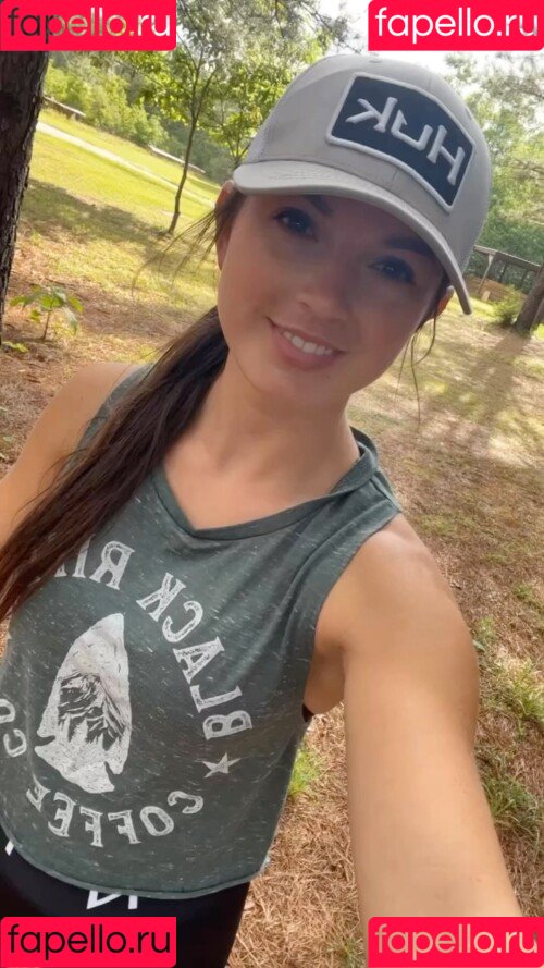 Hannah Barron Onlyfans Photo Gallery 