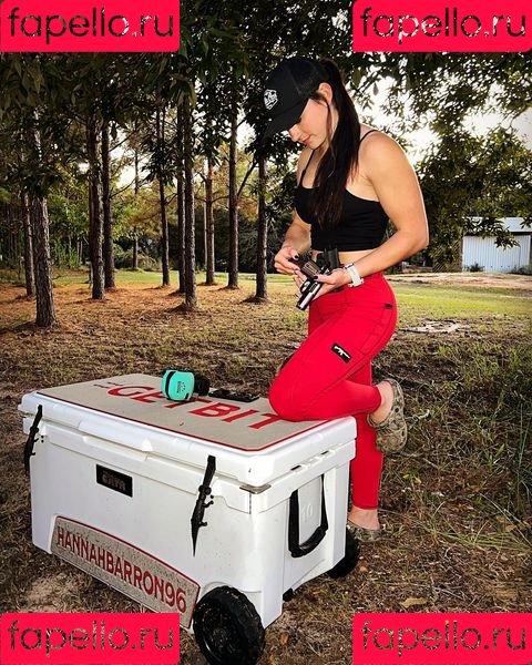 Hannah Barron Onlyfans Photo Gallery 