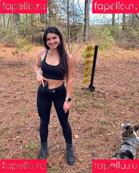 Hannah Barron Onlyfans Photo Gallery 