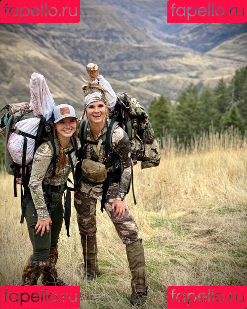 Hannah Barron Onlyfans Photo Gallery 