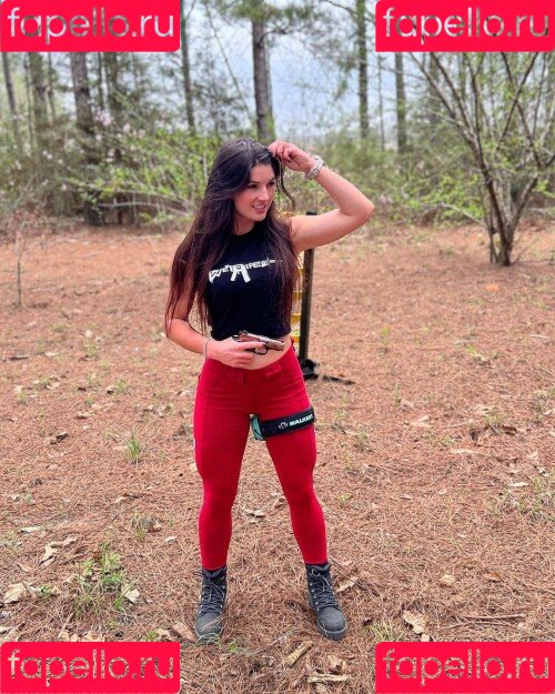 Hannah Barron Onlyfans Photo Gallery 