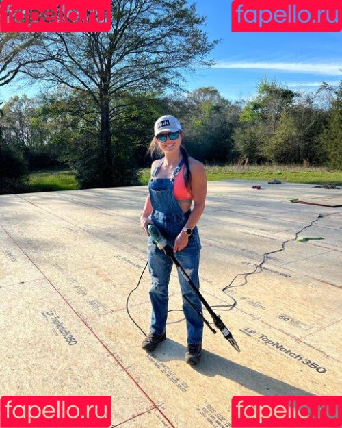 Hannah Barron Onlyfans Photo Gallery 