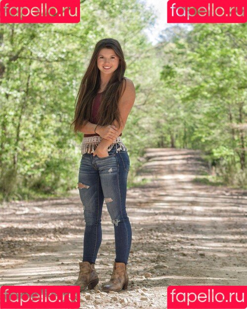 Hannah Barron Onlyfans Photo Gallery 