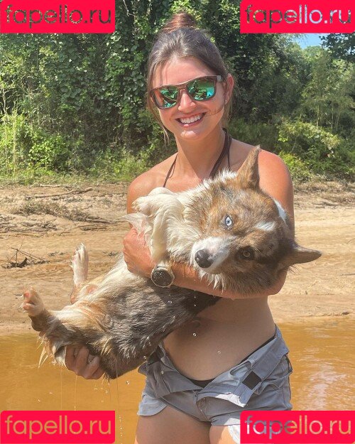 Hannah Barron Onlyfans Photo Gallery 