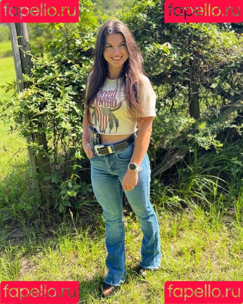 Hannah Barron Onlyfans Photo Gallery 