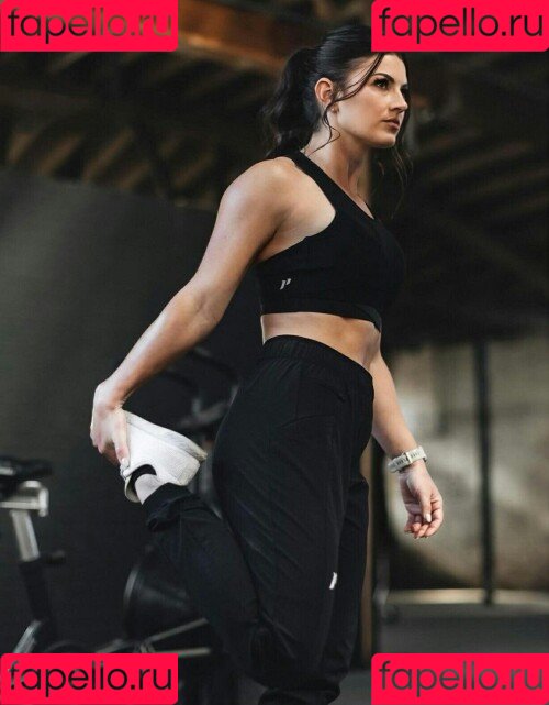 Hannah Barron Onlyfans Photo Gallery 