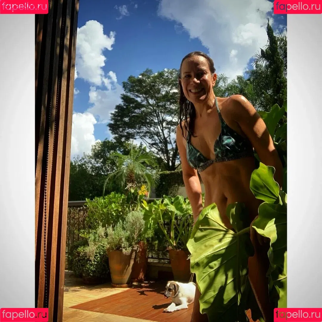 Regina Volpato Onlyfans Photo Gallery 