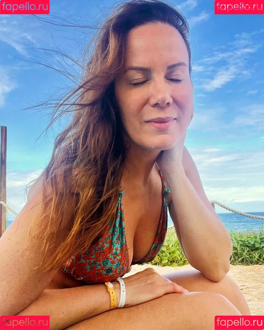 Regina Volpato Onlyfans Photo Gallery 