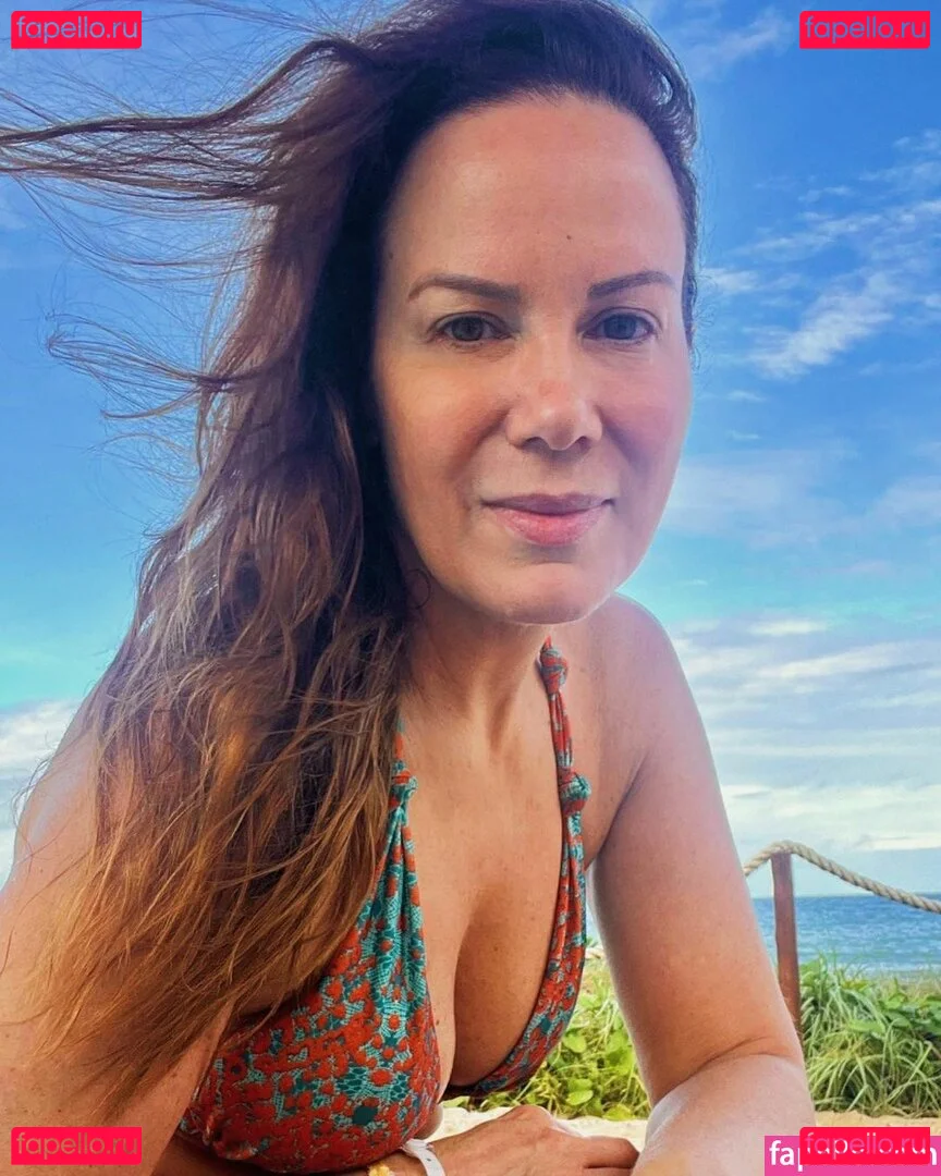 Regina Volpato Onlyfans Photo Gallery 