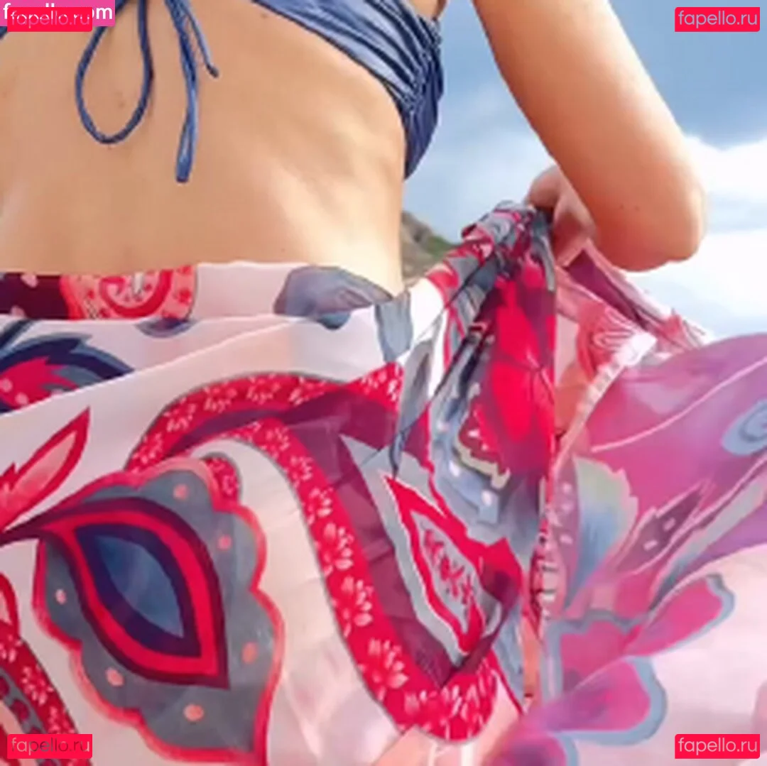 Regina Volpato Onlyfans Photo Gallery 