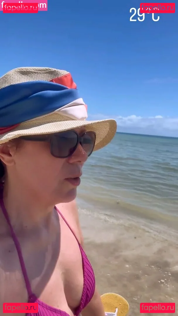 Regina Volpato Onlyfans Photo Gallery 