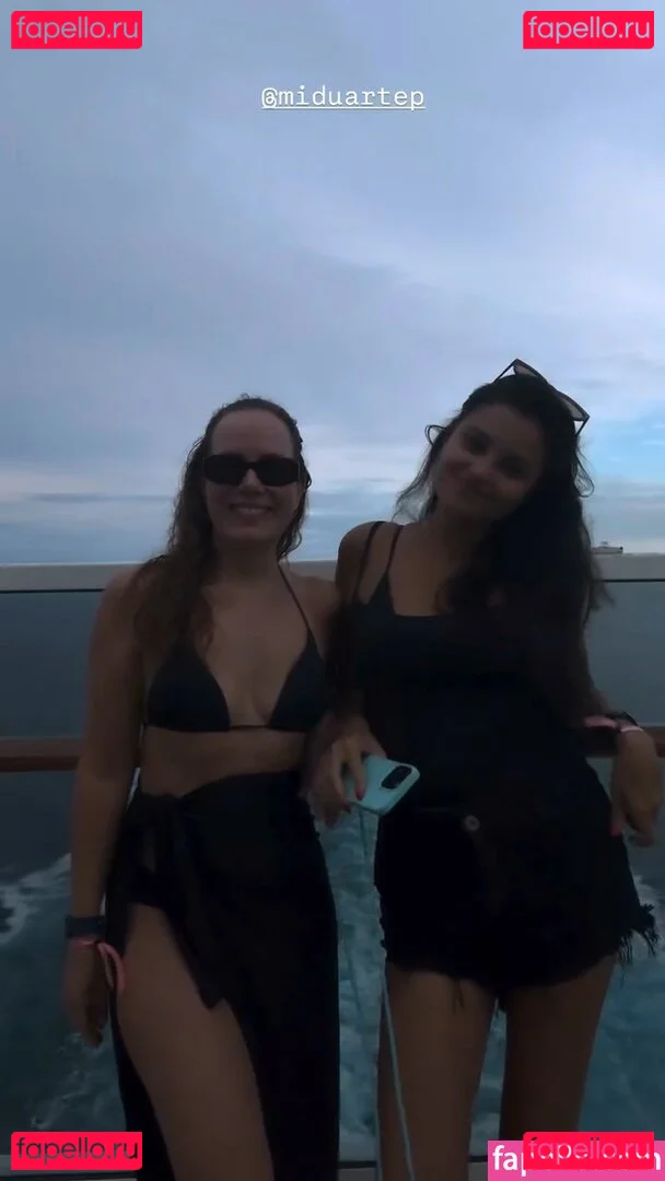 Regina Volpato Onlyfans Photo Gallery 