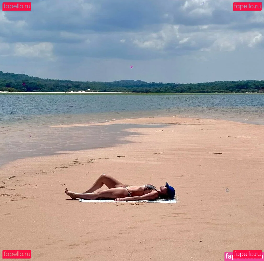 Regina Volpato Onlyfans Photo Gallery 