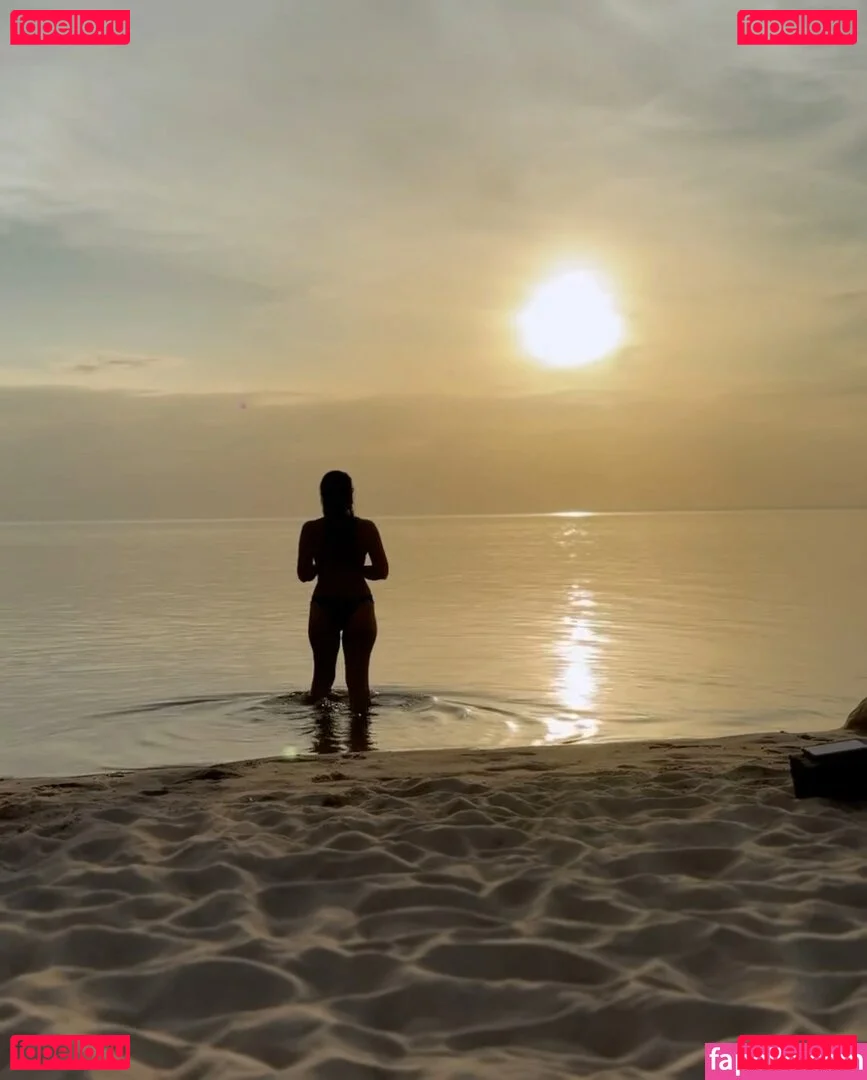 Regina Volpato Onlyfans Photo Gallery 