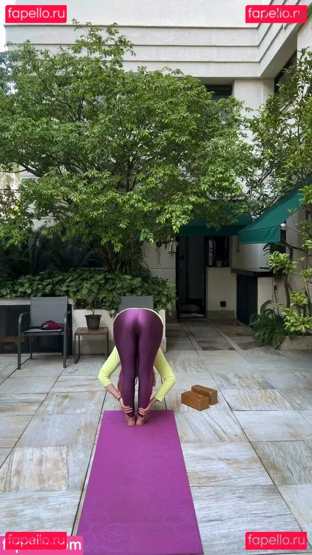 Regina Volpato Onlyfans Photo Gallery 