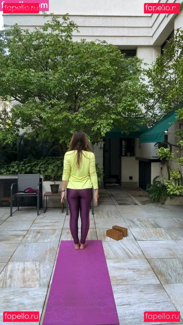 Regina Volpato Onlyfans Photo Gallery 