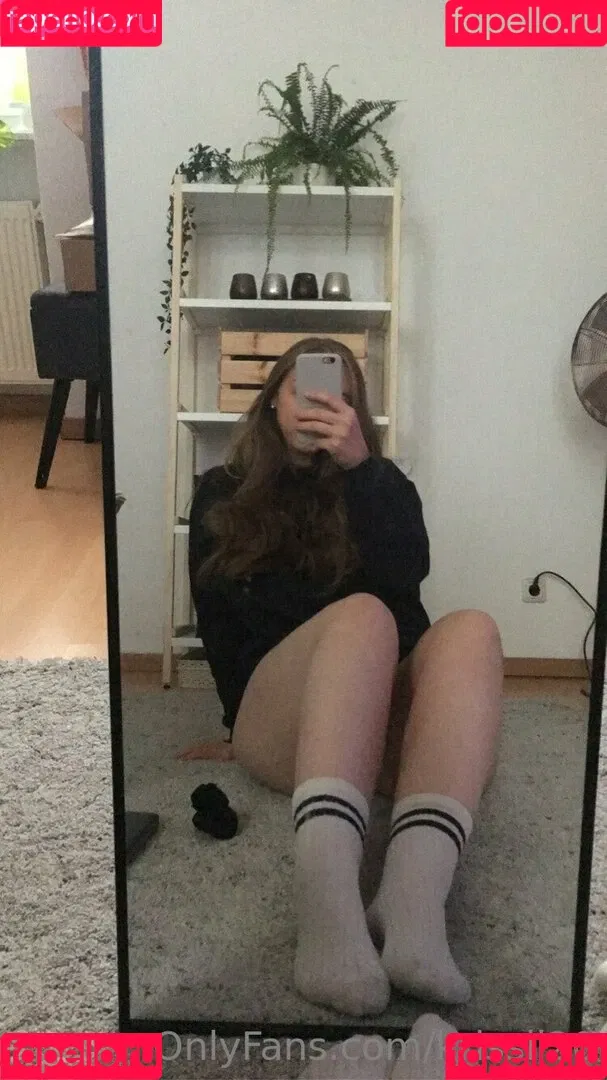 krissii20 Onlyfans Photo Gallery 