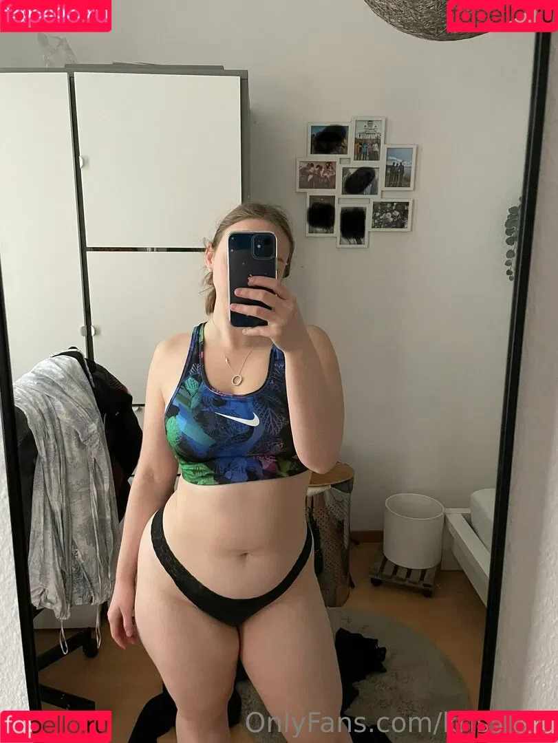 krissii20 Onlyfans Photo Gallery 