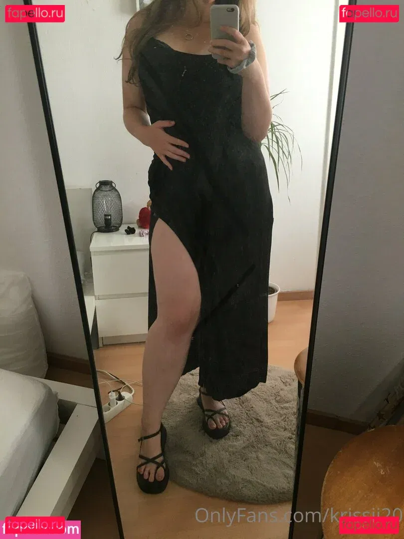 krissii20 Onlyfans Photo Gallery 