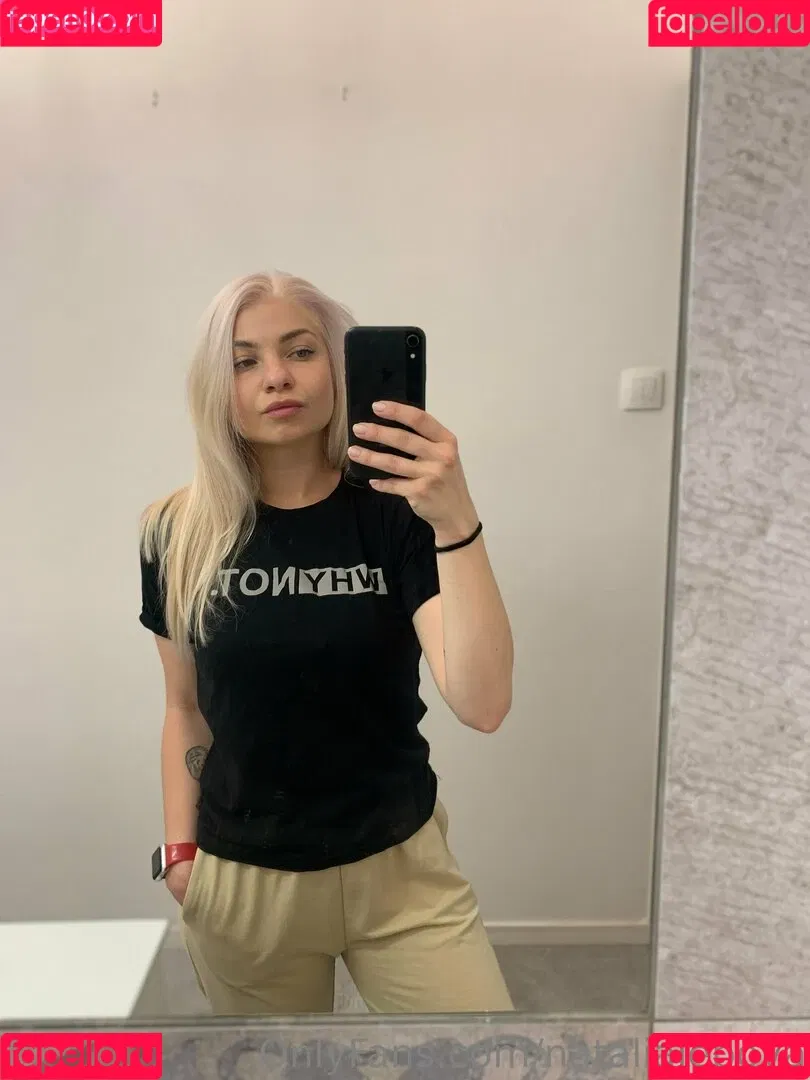 natalialebova Onlyfans Photo Gallery 