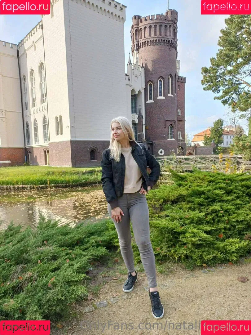 natalialebova Onlyfans Photo Gallery 