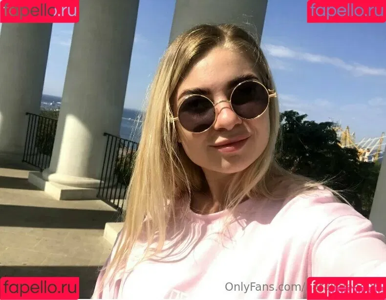 natalialebova Onlyfans Photo Gallery 