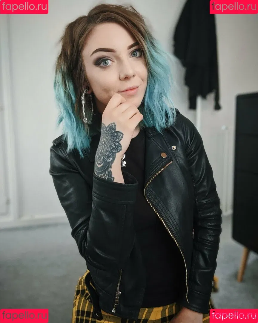 freeannalee Onlyfans Photo Gallery 