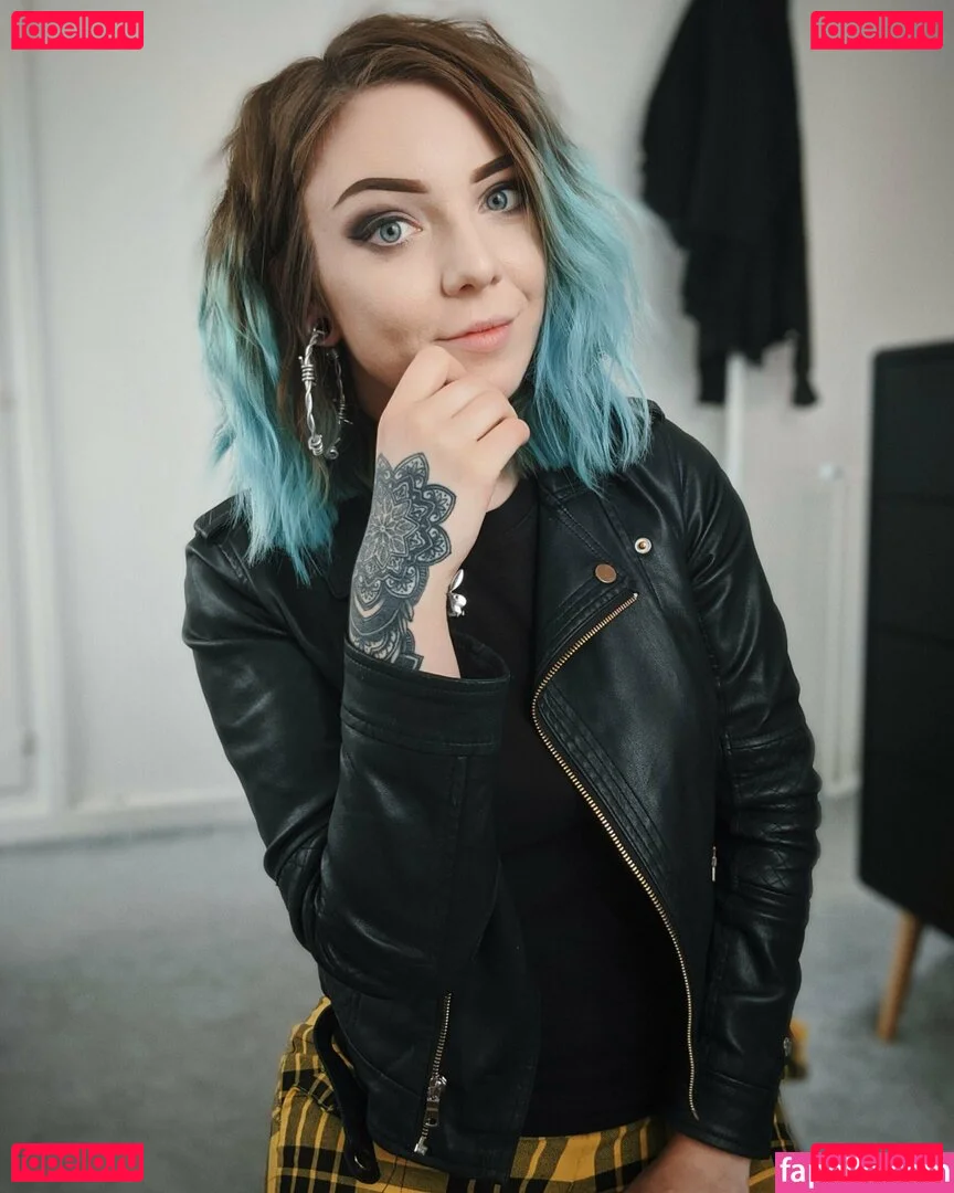 freeannalee Onlyfans Photo Gallery 