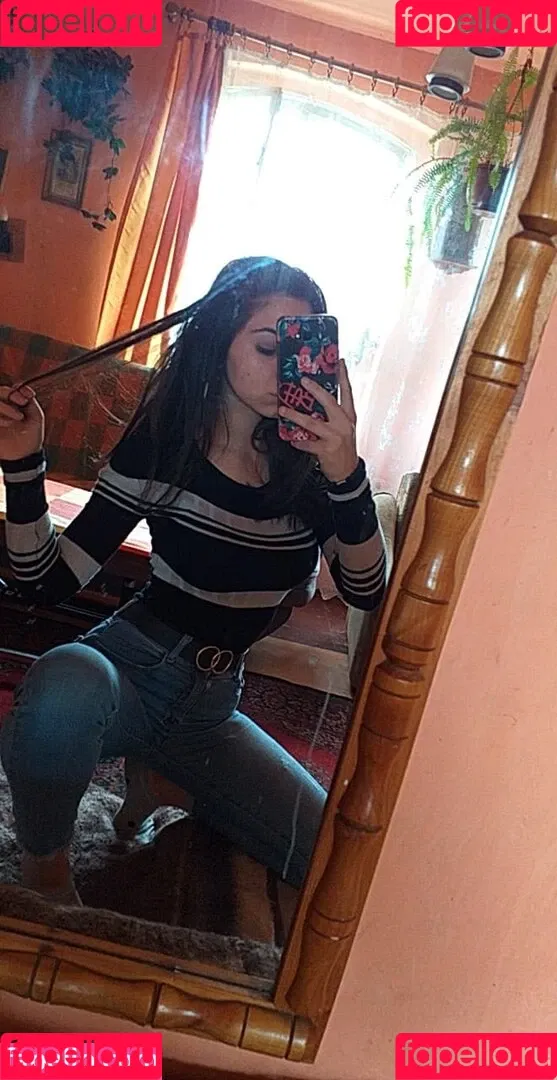 Wiktoria Bystron Onlyfans Photo Gallery 
