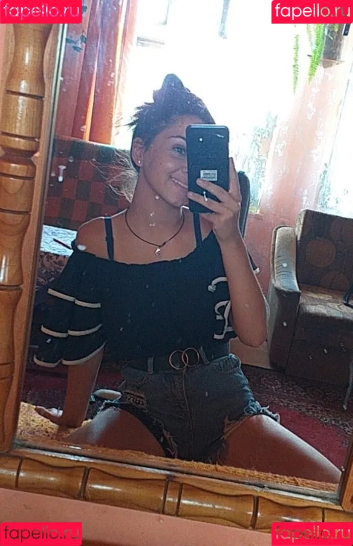 Wiktoria Bystron Onlyfans Photo Gallery 