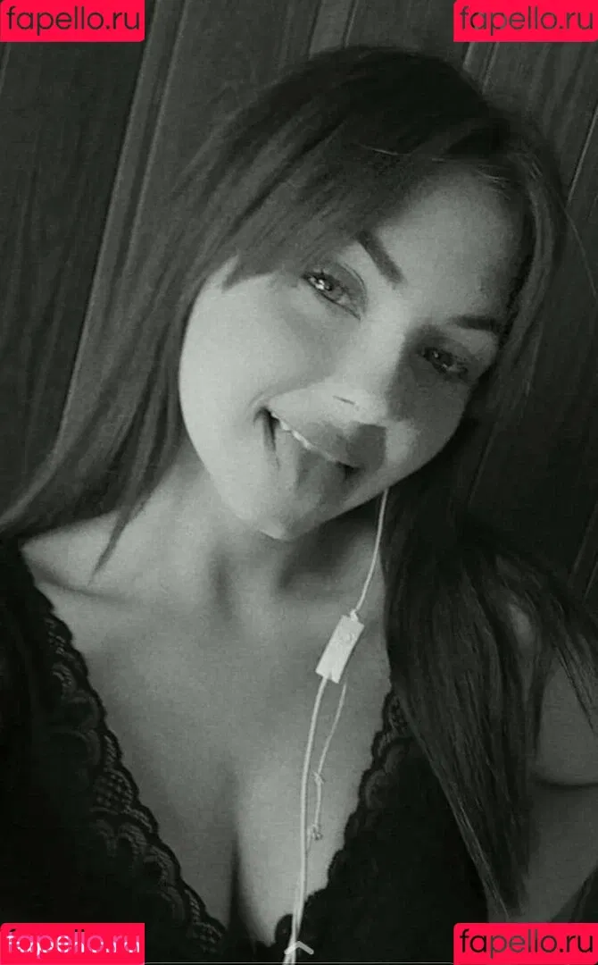 Wiktoria Bystron Onlyfans Photo Gallery 