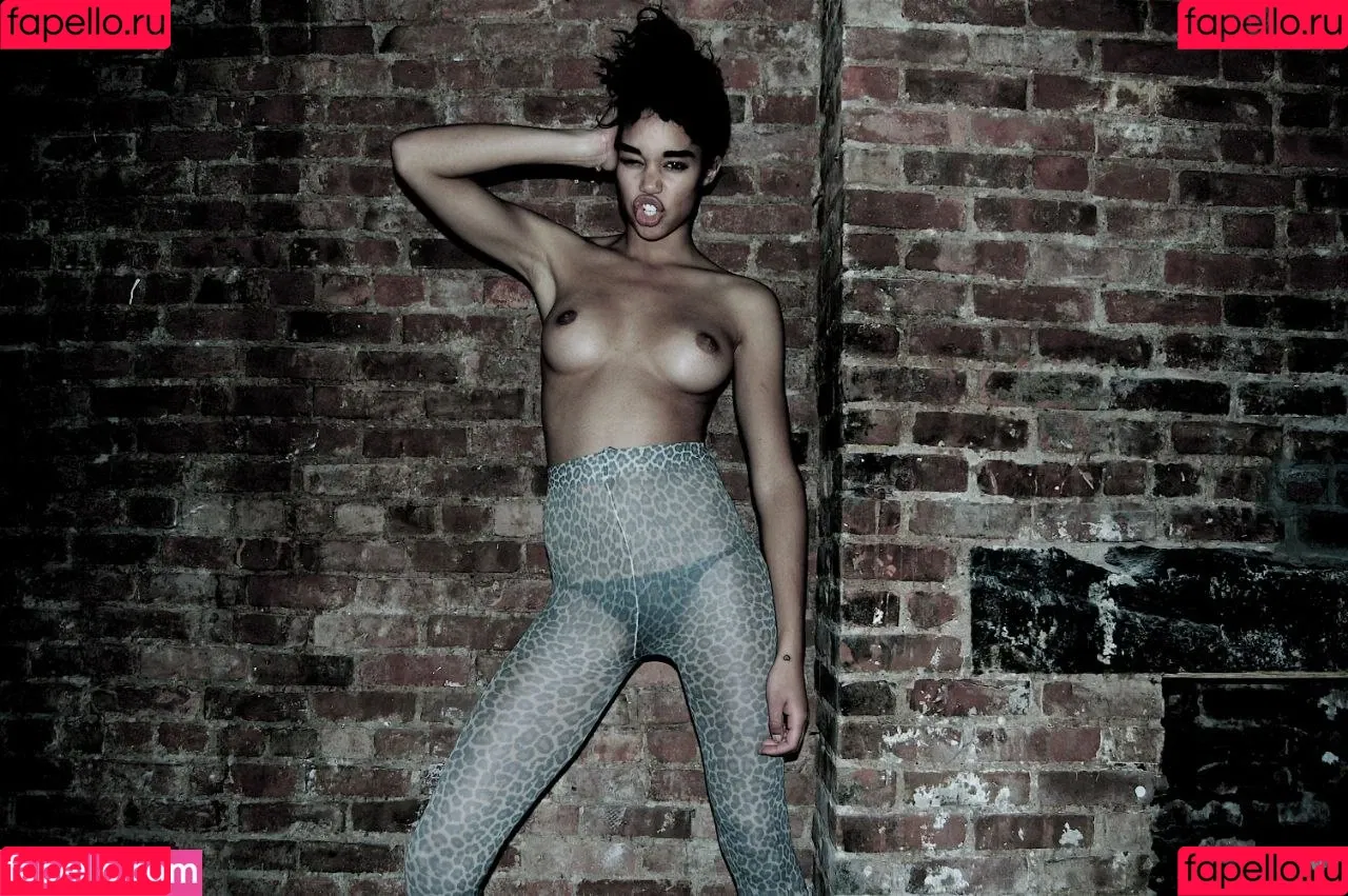 Laura Harrier Onlyfans Photo Gallery 