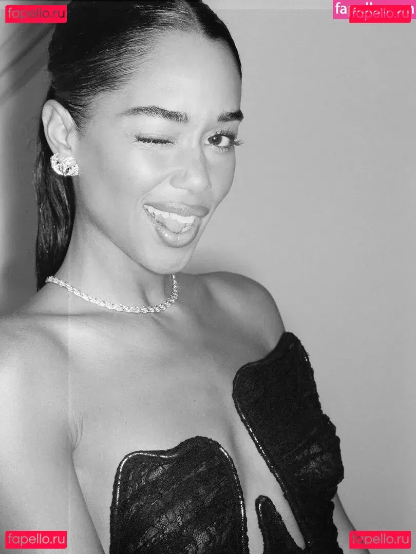 Laura Harrier Onlyfans Photo Gallery 