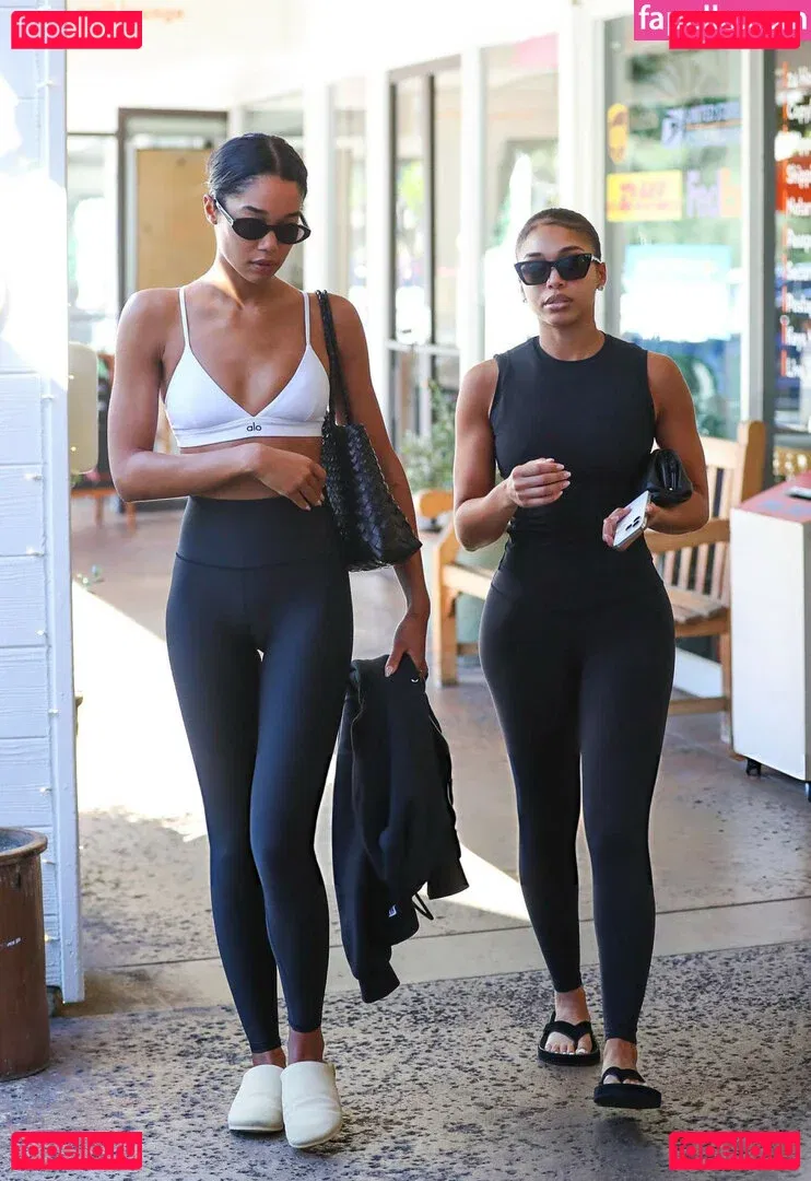 Laura Harrier Onlyfans Photo Gallery 