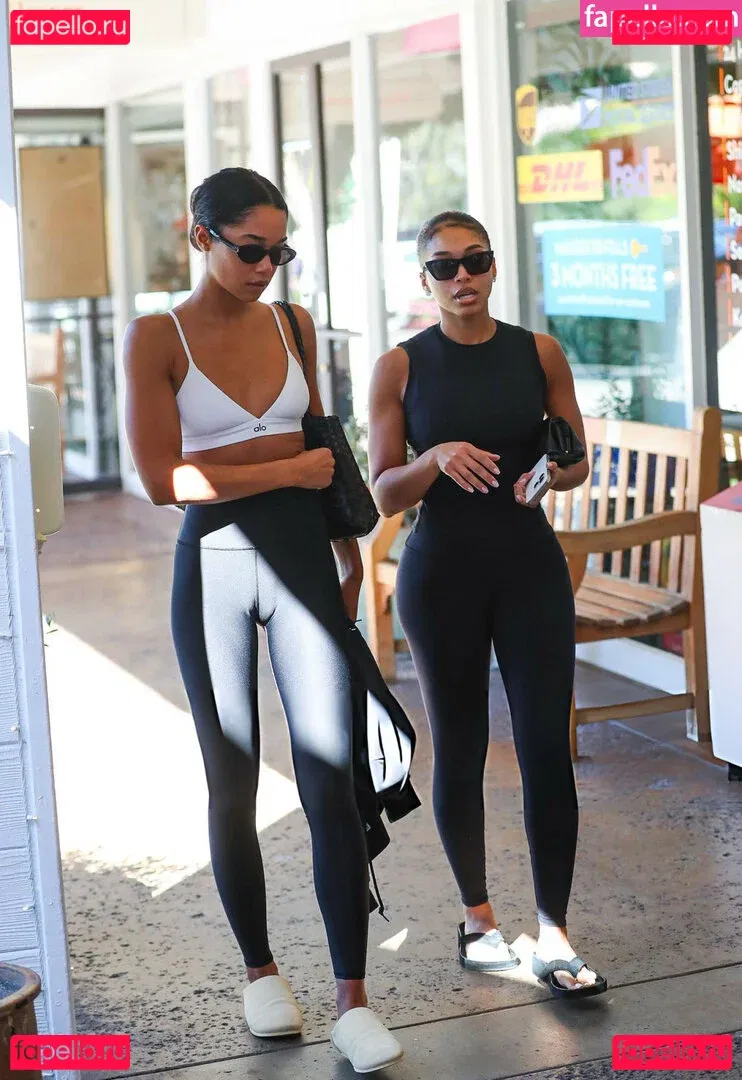 Laura Harrier Onlyfans Photo Gallery 