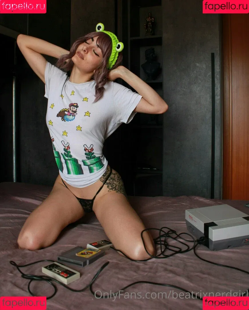 beatrixnerdgirl Onlyfans Photo Gallery 