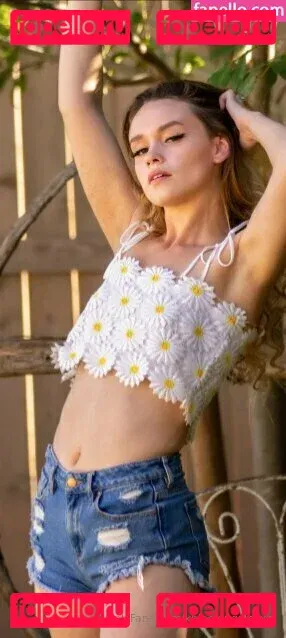 khloekingsleyxo Onlyfans Photo Gallery 