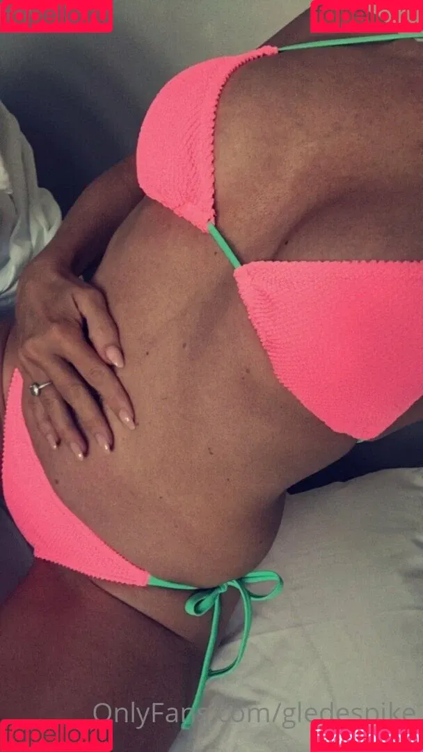 gledespike Onlyfans Photo Gallery 