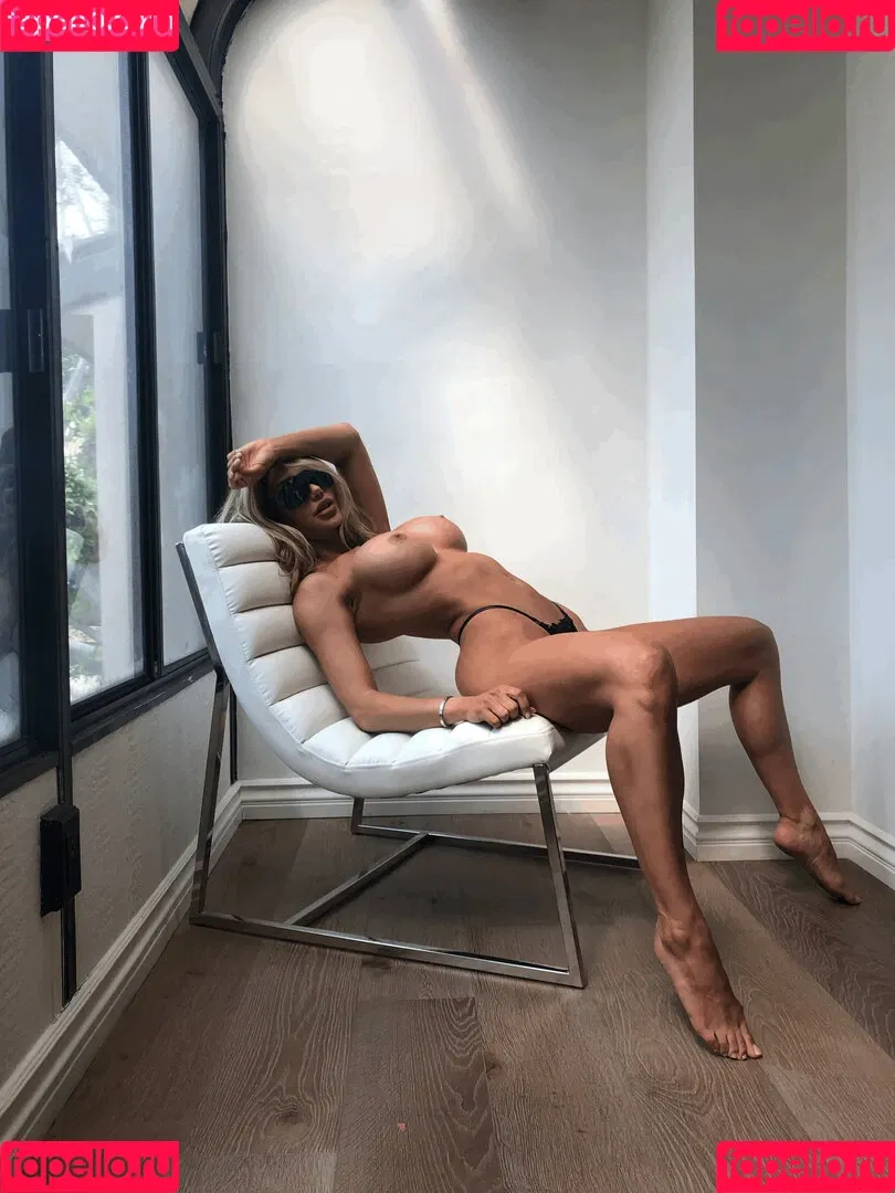 Sarai Rollins Onlyfans Photo Gallery 