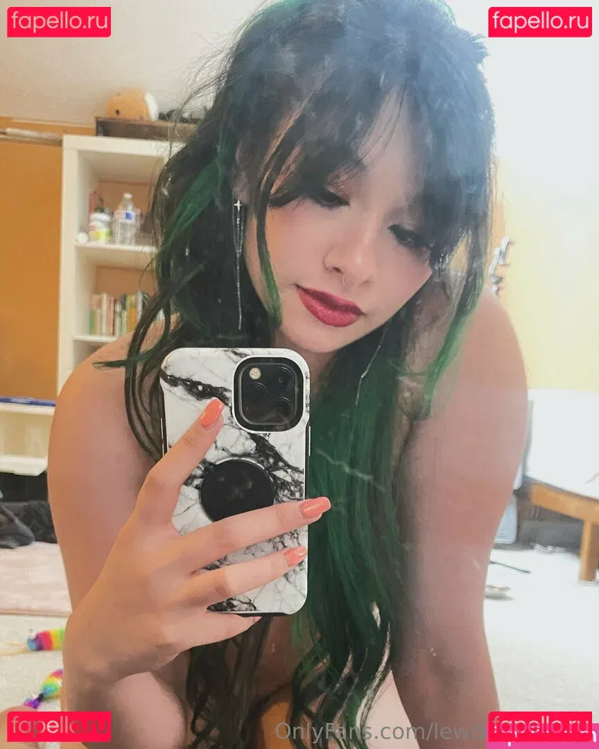 lewdgamermel Onlyfans Photo Gallery 