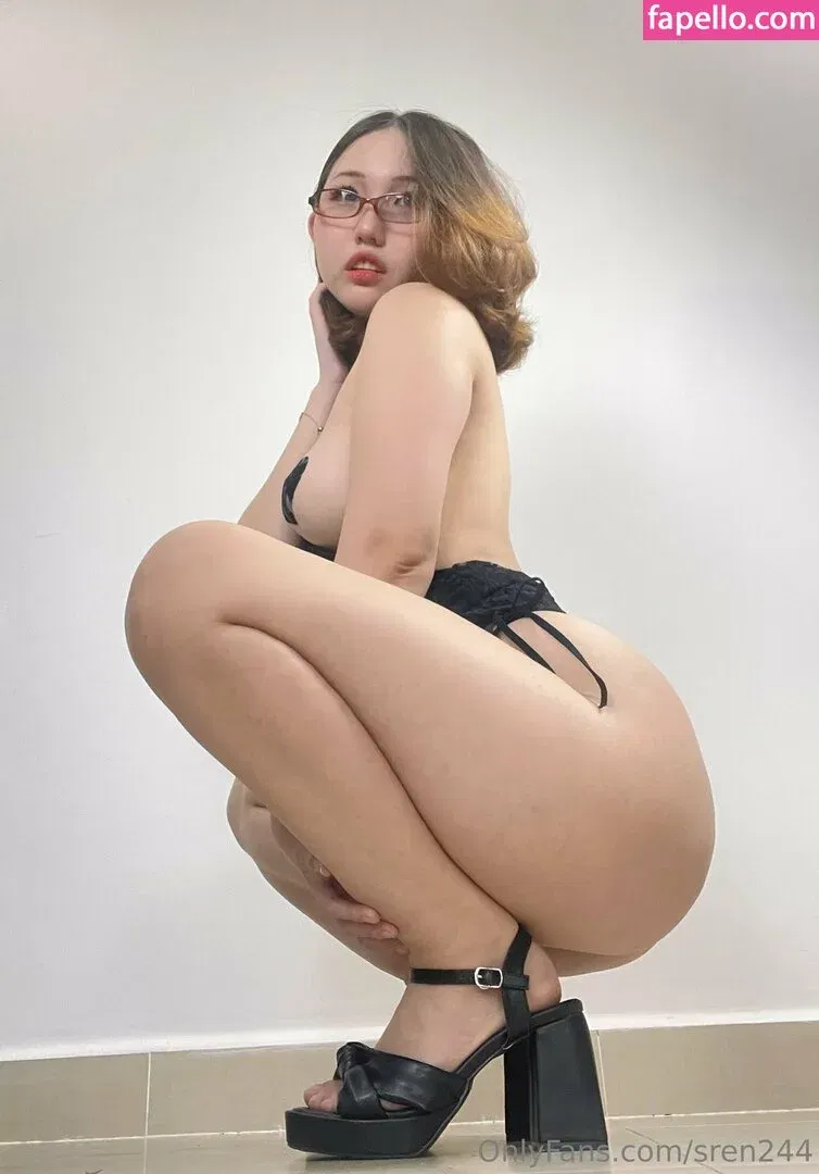 sren244 Onlyfans Photo Gallery 