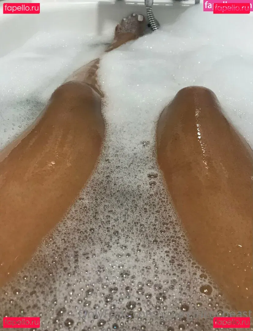 yourgirlcocoeast Onlyfans Photo Gallery 