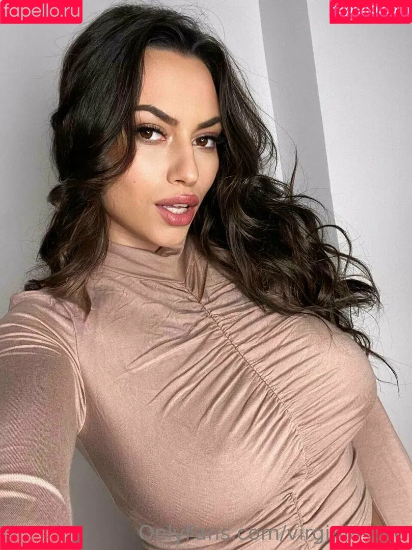 virginia-dee Onlyfans Photo Gallery 