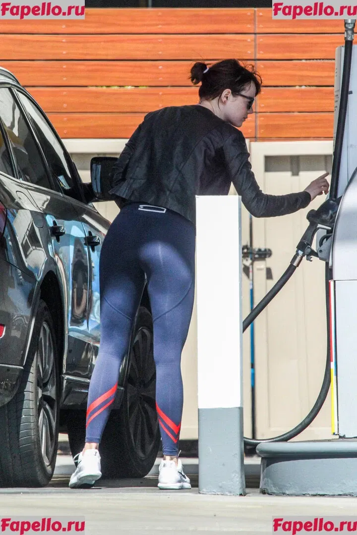 Emma Stone Onlyfans Photo Gallery 