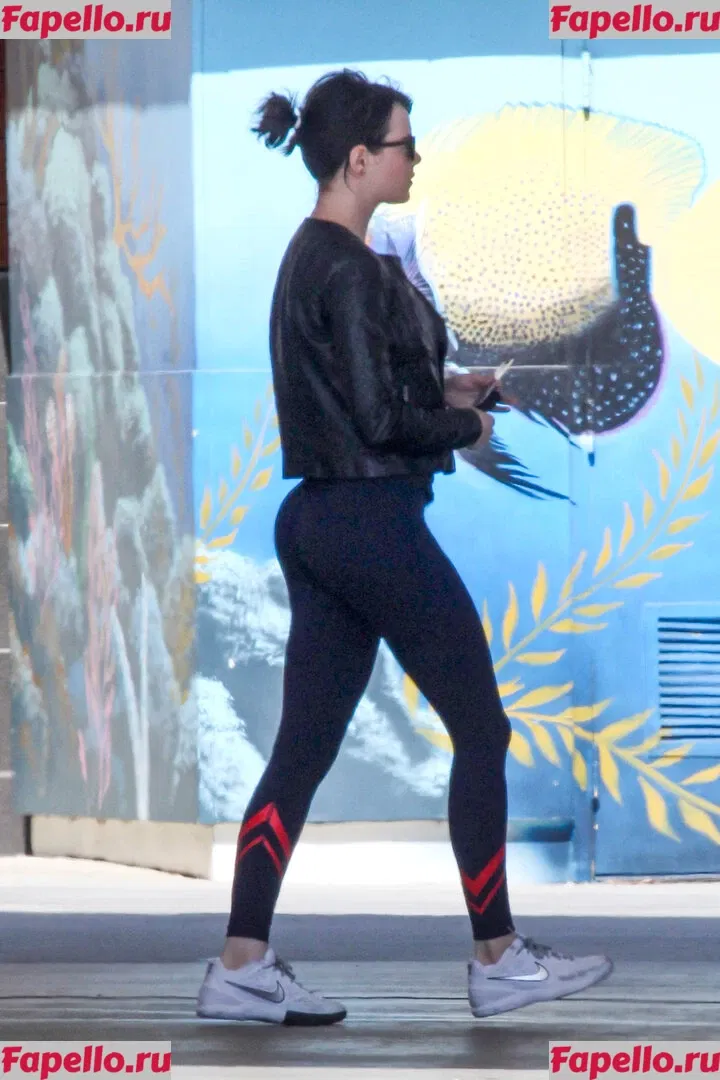 Emma Stone Onlyfans Photo Gallery 