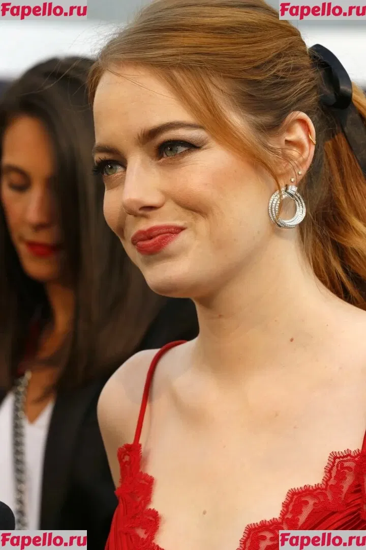 Emma Stone Onlyfans Photo Gallery 